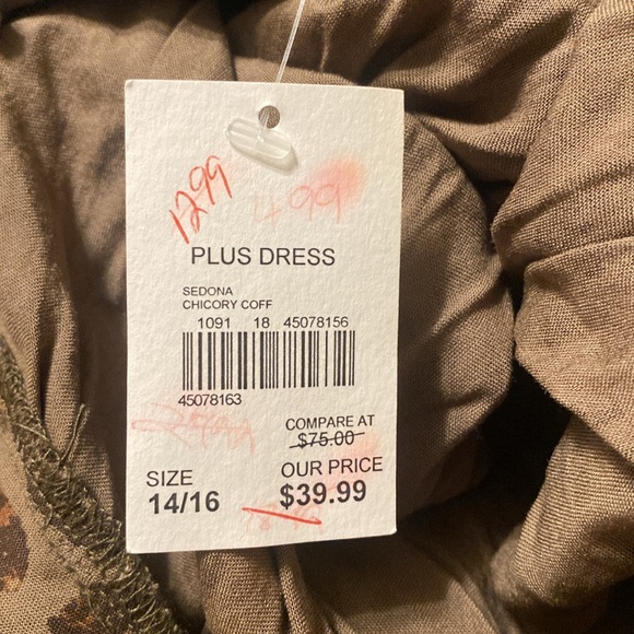 💫 NWT Leopard Embroidered Print Dress - Picture 12 of 12